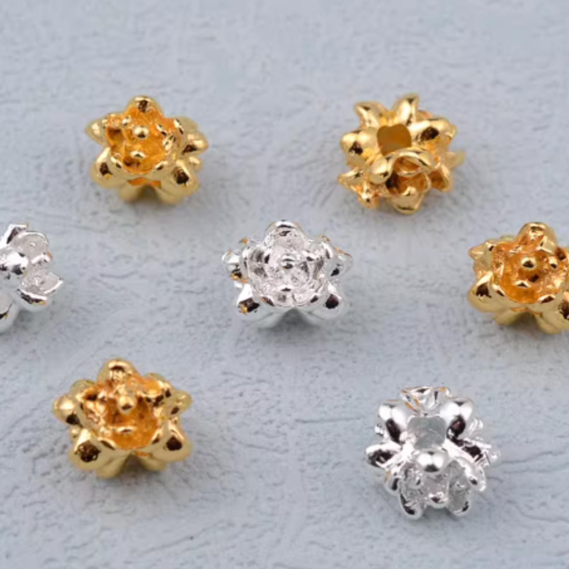 Three-Dimensional Lotus Spacer